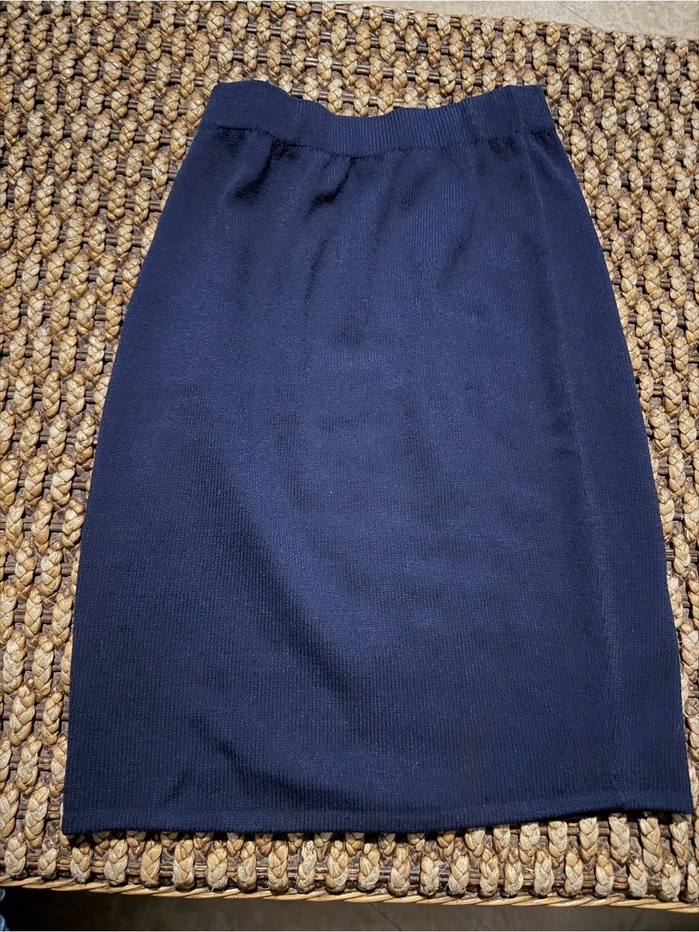 St. John Basics Above the Knee Santana Knit Skirt in Navy